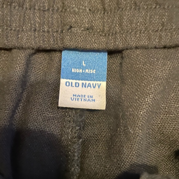 Old Navy NWT High-Waisted Linen-Blend Pull-On Shorts BLK SZ L - Picture 4 of 9